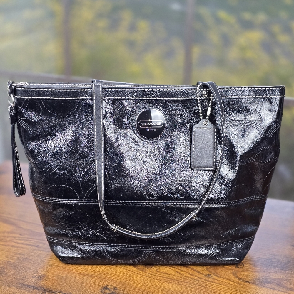 Coach Vintage Black Patent Leather Signature Embossed Tote Shoulder Bag